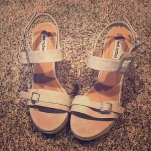 BEAUTIFUL wedge heels!!